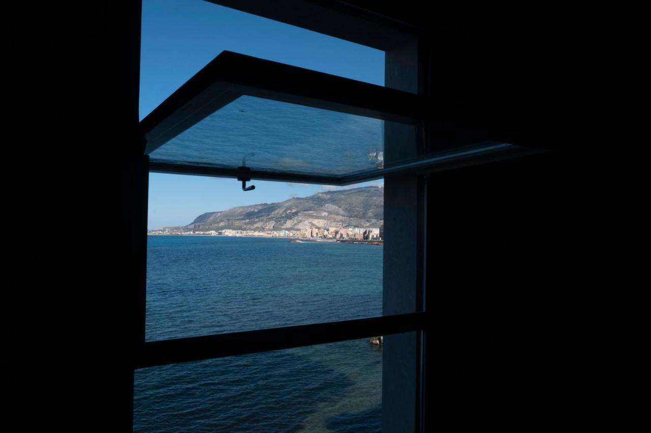 A Casa di Clara Apartment Trapani Bagian luar foto
