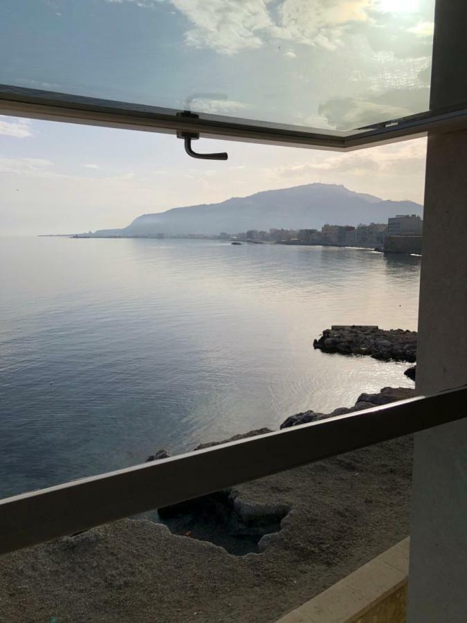 A Casa di Clara Apartment Trapani Bagian luar foto